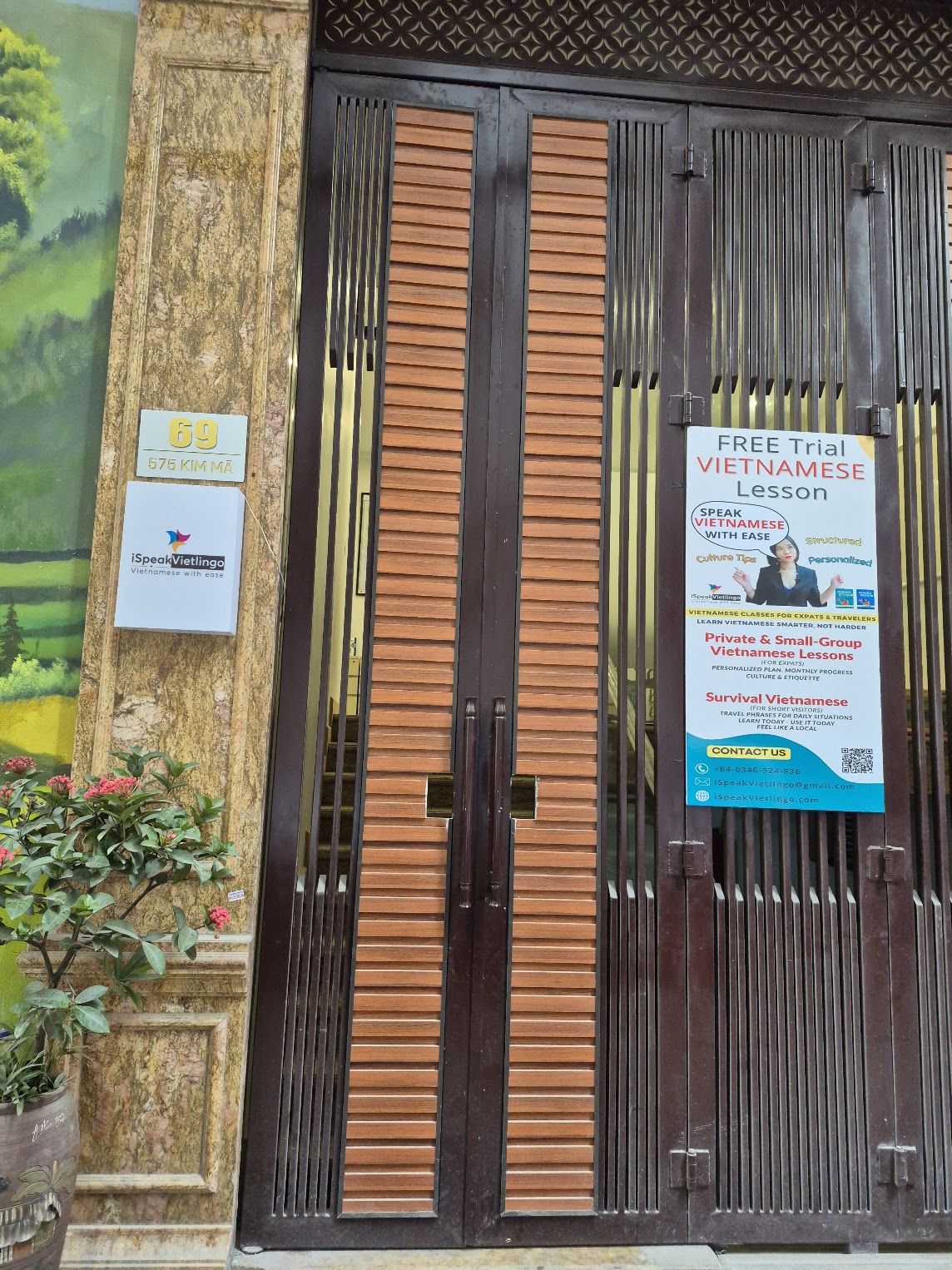 Vietnamese class near Kim Ma and Ngoc Khanh Lake at iSpeak Vietlingo